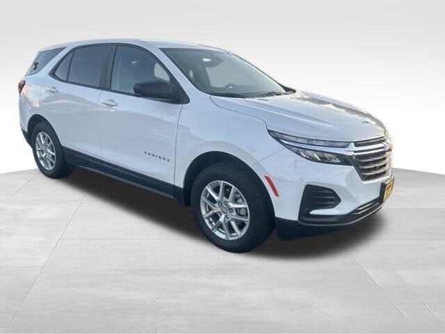2022 Chevrolet Equinox LS AWD with 1LS