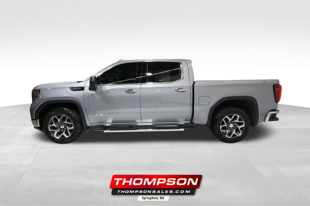 2024 GMC Sierra 1500 SLT Crew Cab 4WD