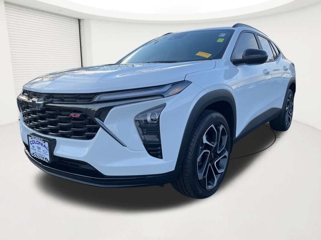 2025 Chevrolet Trax RS with 2RS FWD