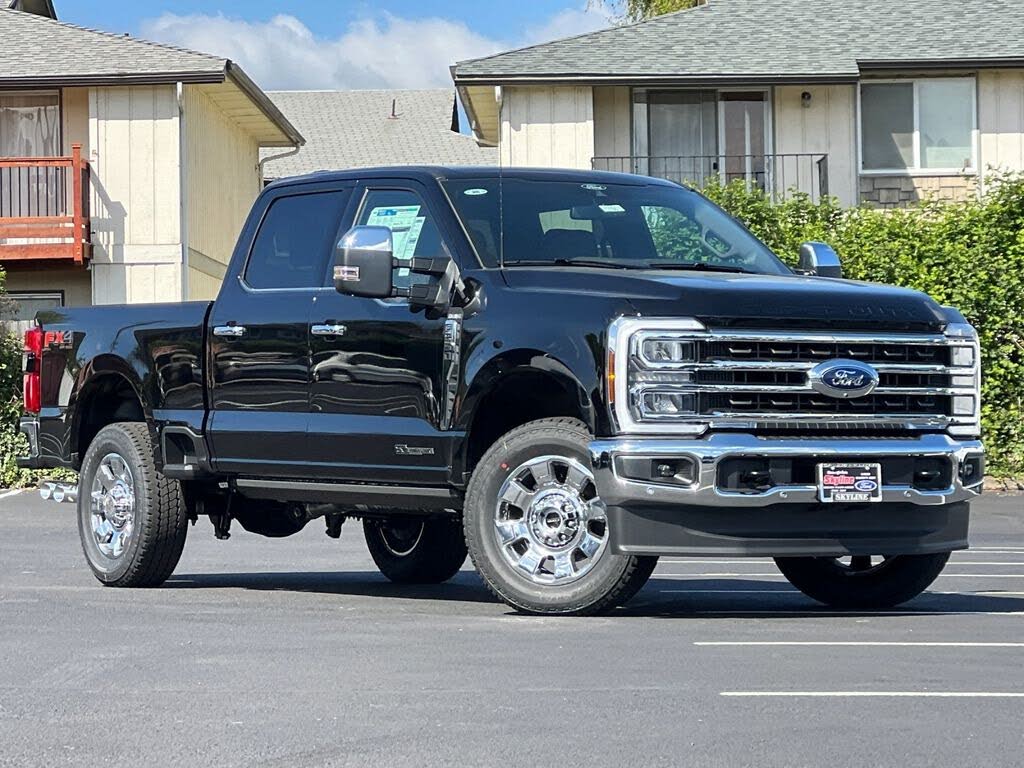 2025 Ford F-250 Super Duty King Ranch Crew Cab 4WD