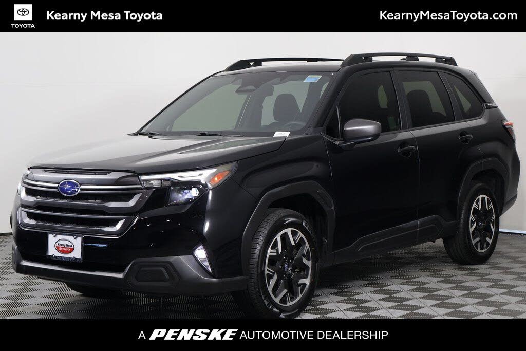 2025 Subaru Forester Premium Crossover AWD
