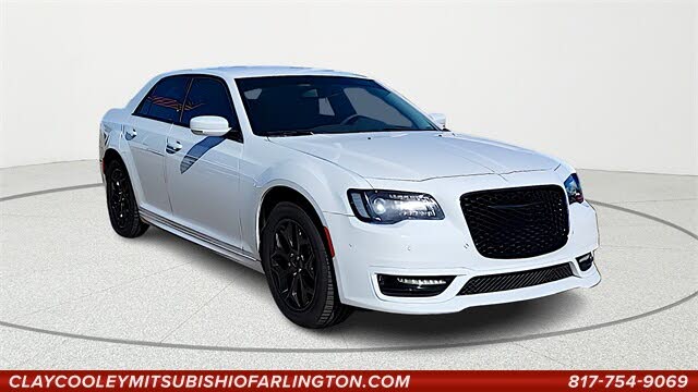 2022 Chrysler 300 Touring L AWD