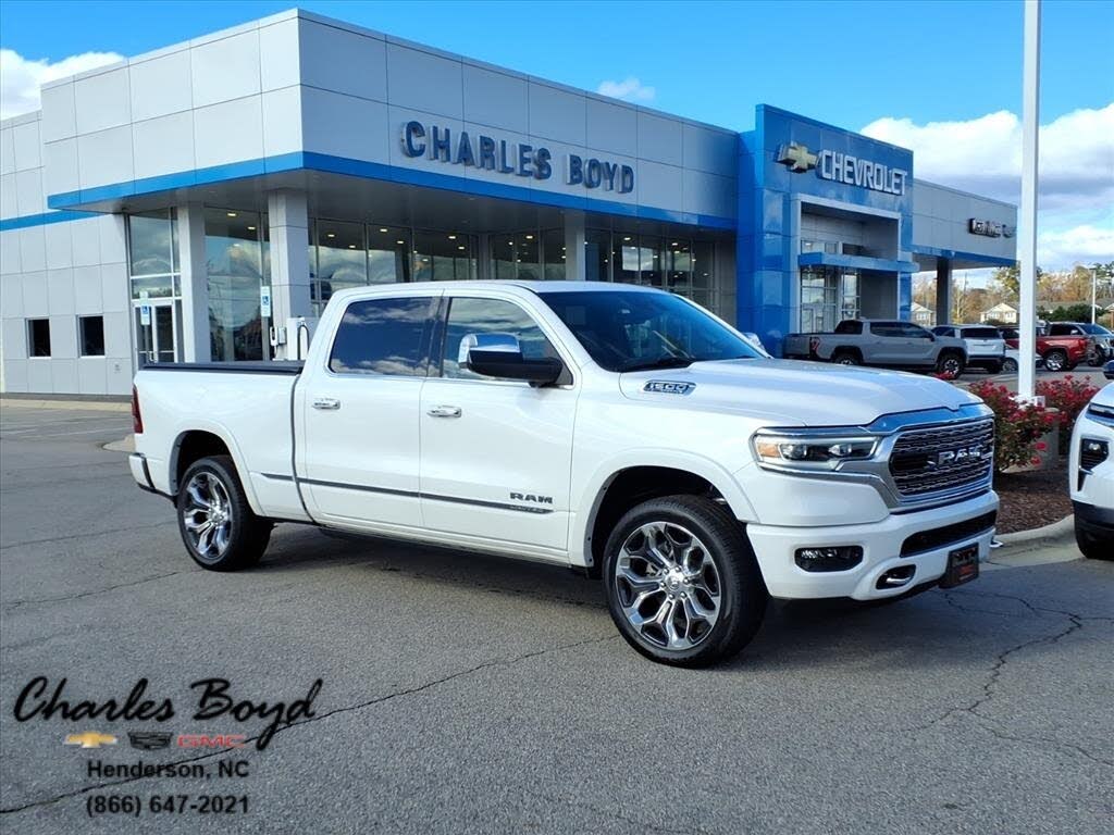 2022 RAM 1500 Limited Crew Cab 4WD