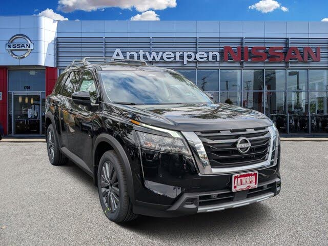 2025 Nissan Pathfinder SL 4WD