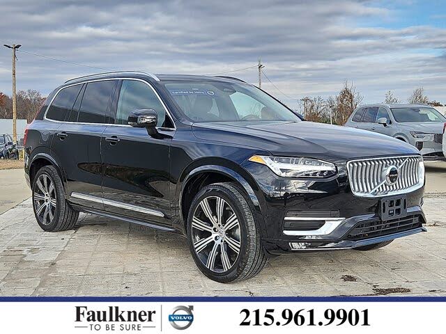 2025 Volvo XC90 B6 Plus Bright Theme 7-Passenger AWD