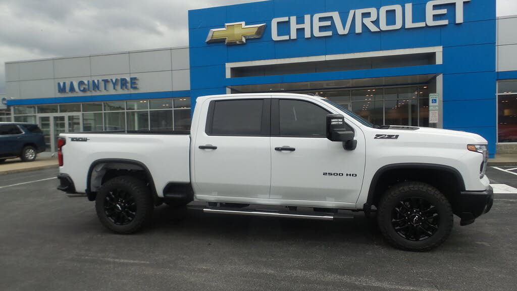 2026 Chevrolet Silverado 2500HD LT Crew Cab 4WD