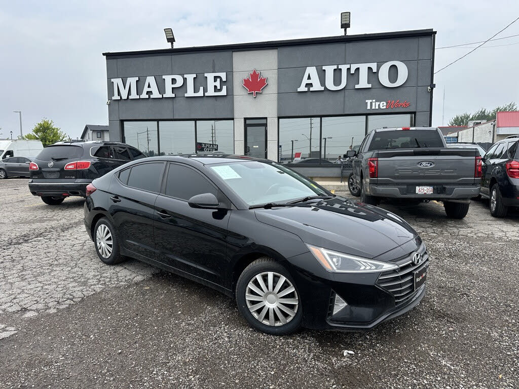 Hyundai Elantra Preferred FWD 2019