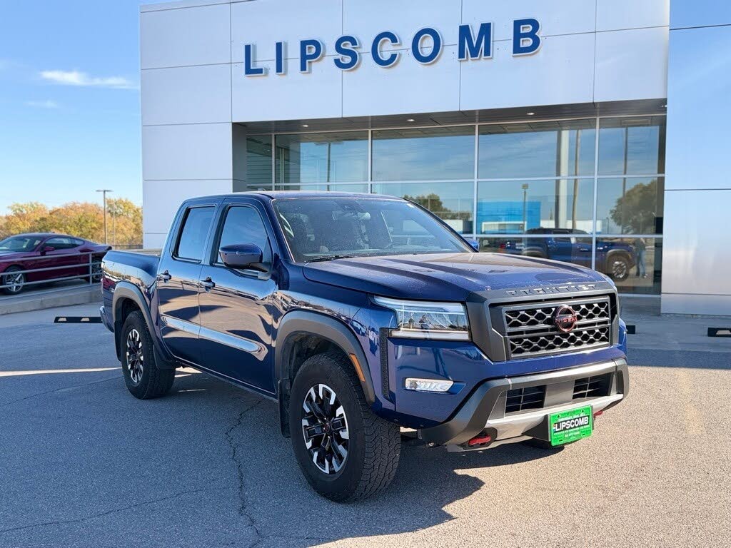 2023 Nissan Frontier PRO-4X Crew Cab 4WD