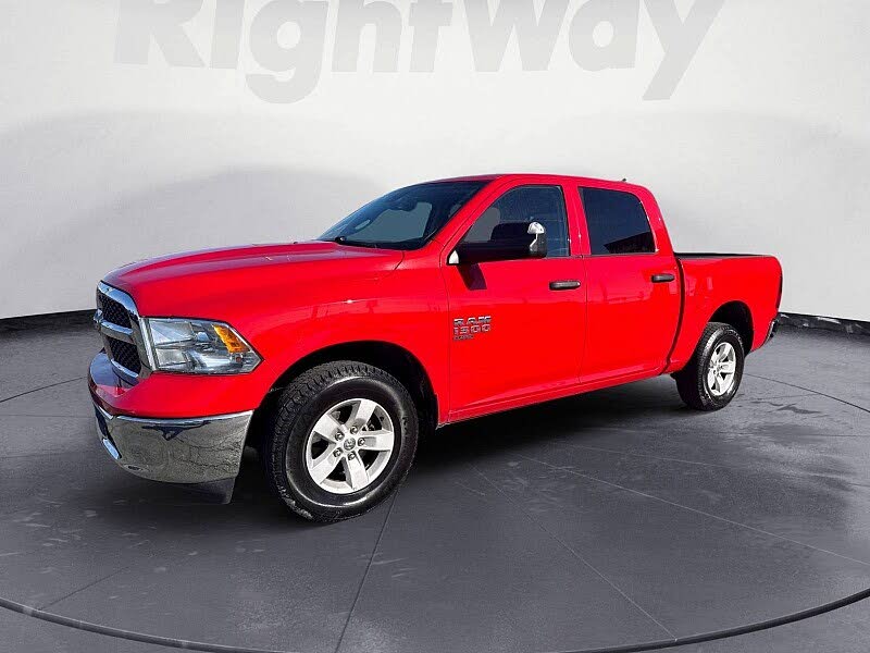 2023 RAM 1500 Classic SLT Crew Cab 4WD