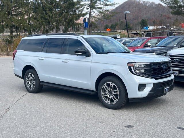 2025 Ford Expedition MAX Active 4WD