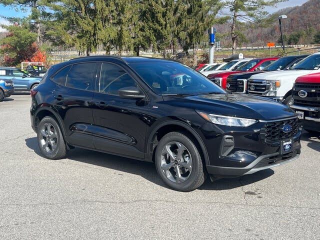 2026 Ford Escape ST-Line AWD