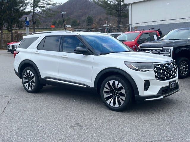 2026 Ford Explorer Platinum AWD