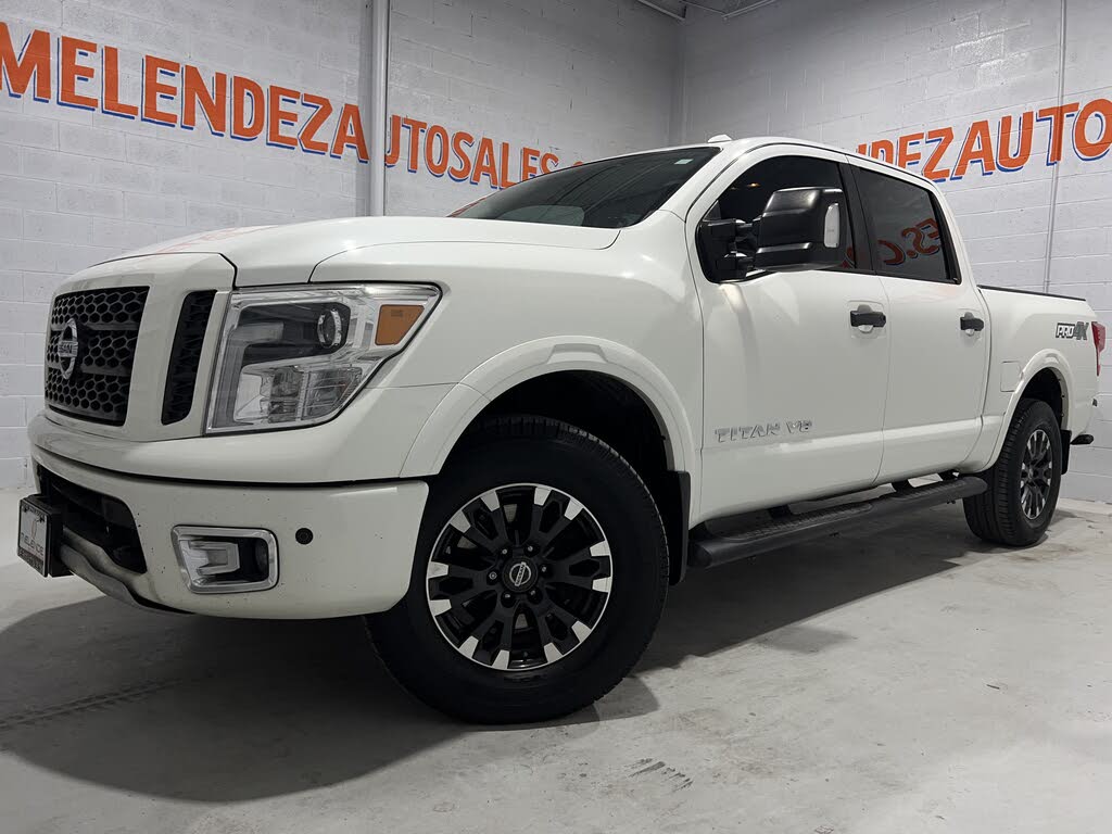 2018 Nissan Titan PRO-4X Crew Cab 4WD