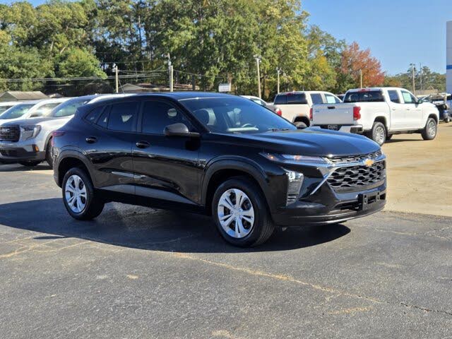 2024 Chevrolet Trax LS FWD