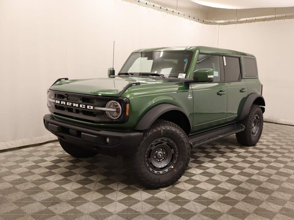 2025 Ford Bronco Outer Banks 4-Door 4WD