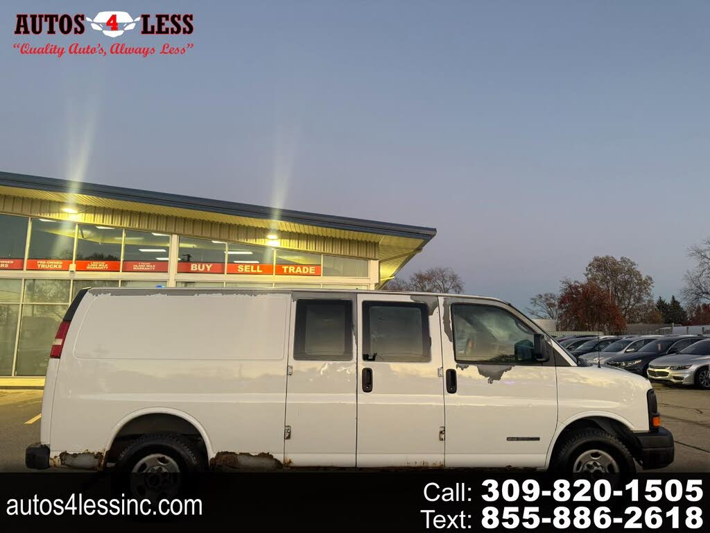 2004 GMC Savana Cargo