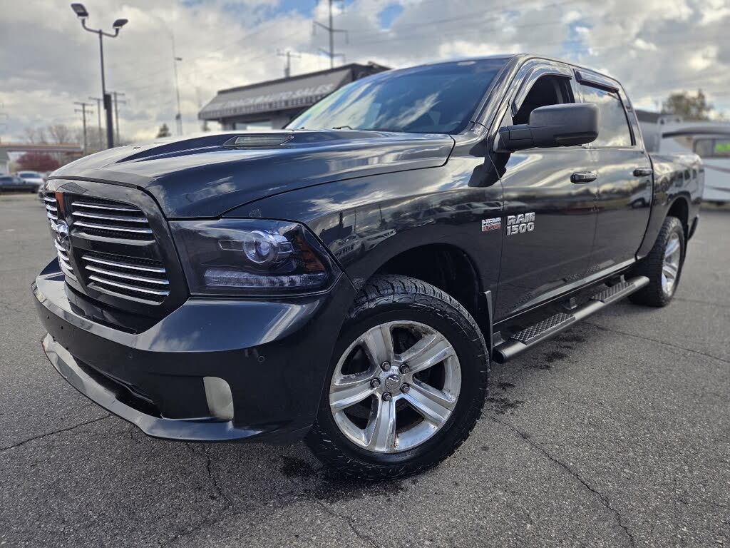 2016 RAM 1500 Sport Crew Cab 4WD