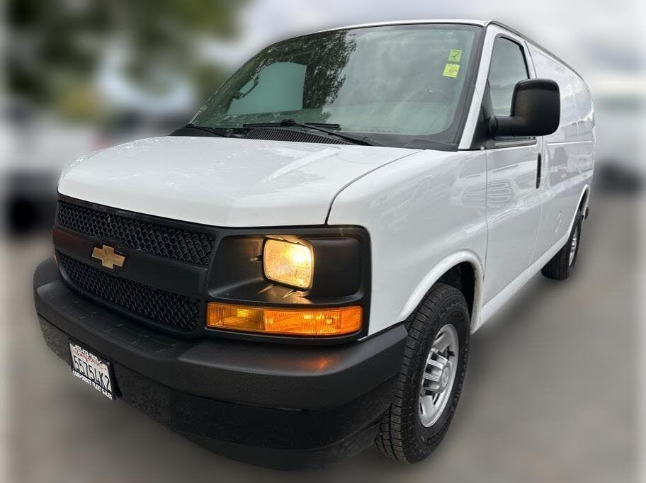2017 Chevrolet Express Cargo 2500 RWD