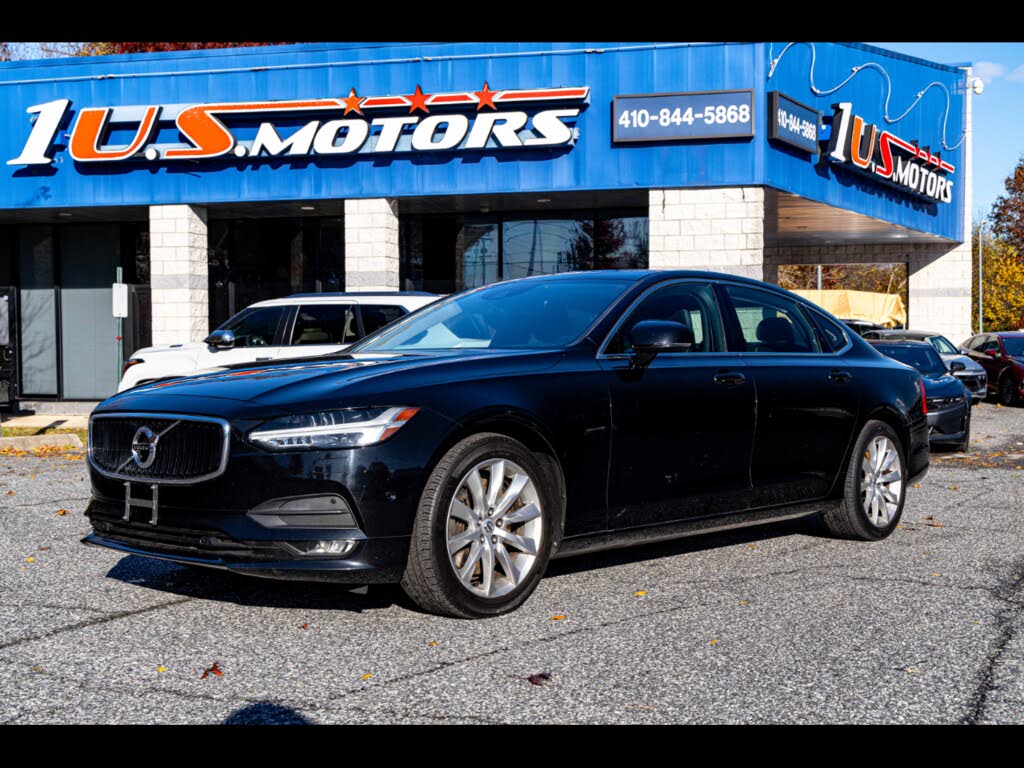 2018 Volvo S90 T6 Momentum AWD