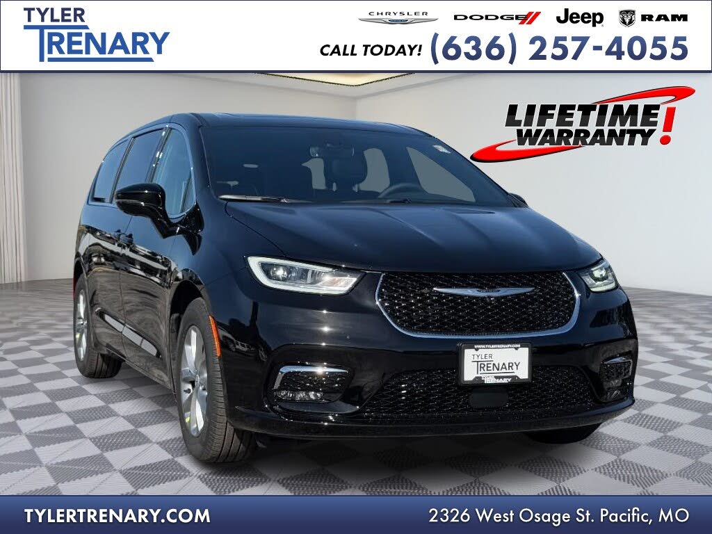 2026 Chrysler Pacifica Limited FWD