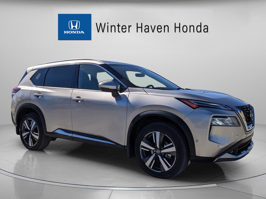 2021 Nissan Rogue Platinum FWD