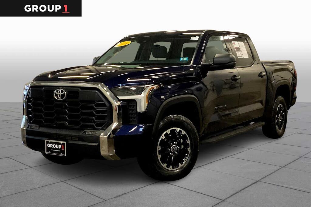 2024 Toyota Tundra SR5 CrewMax Cab 4WD