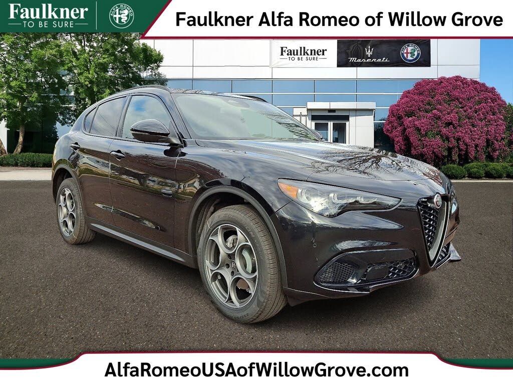 2025 Alfa Romeo Stelvio AWD