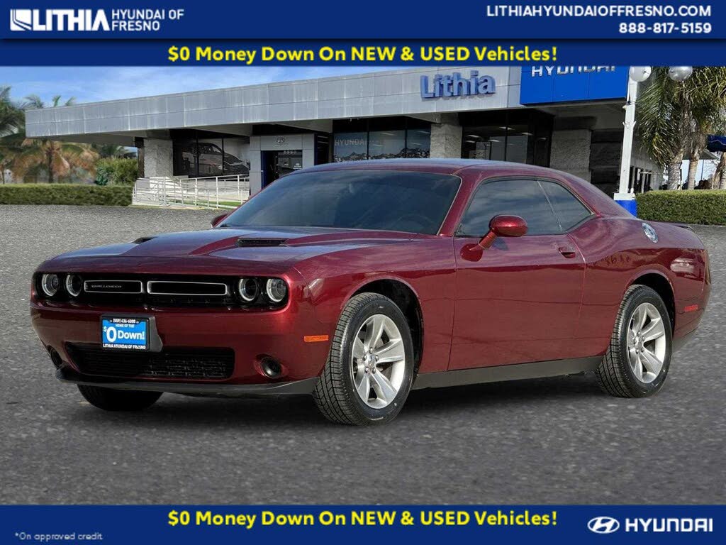 2019 Dodge Challenger SXT RWD