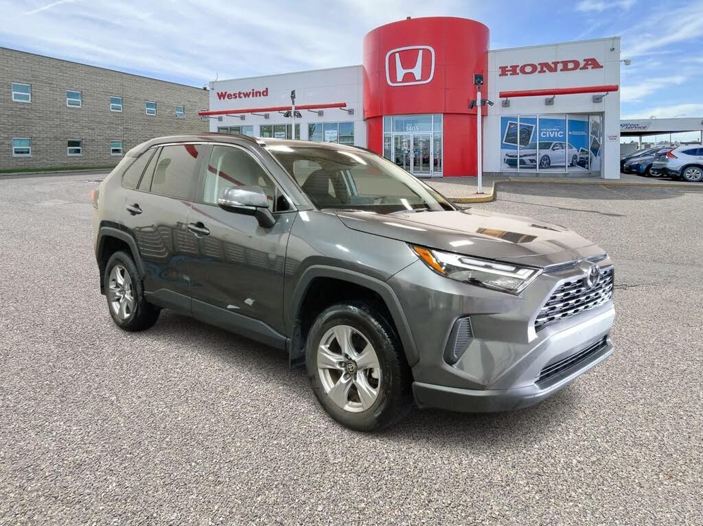2022 Toyota RAV4 XLE AWD