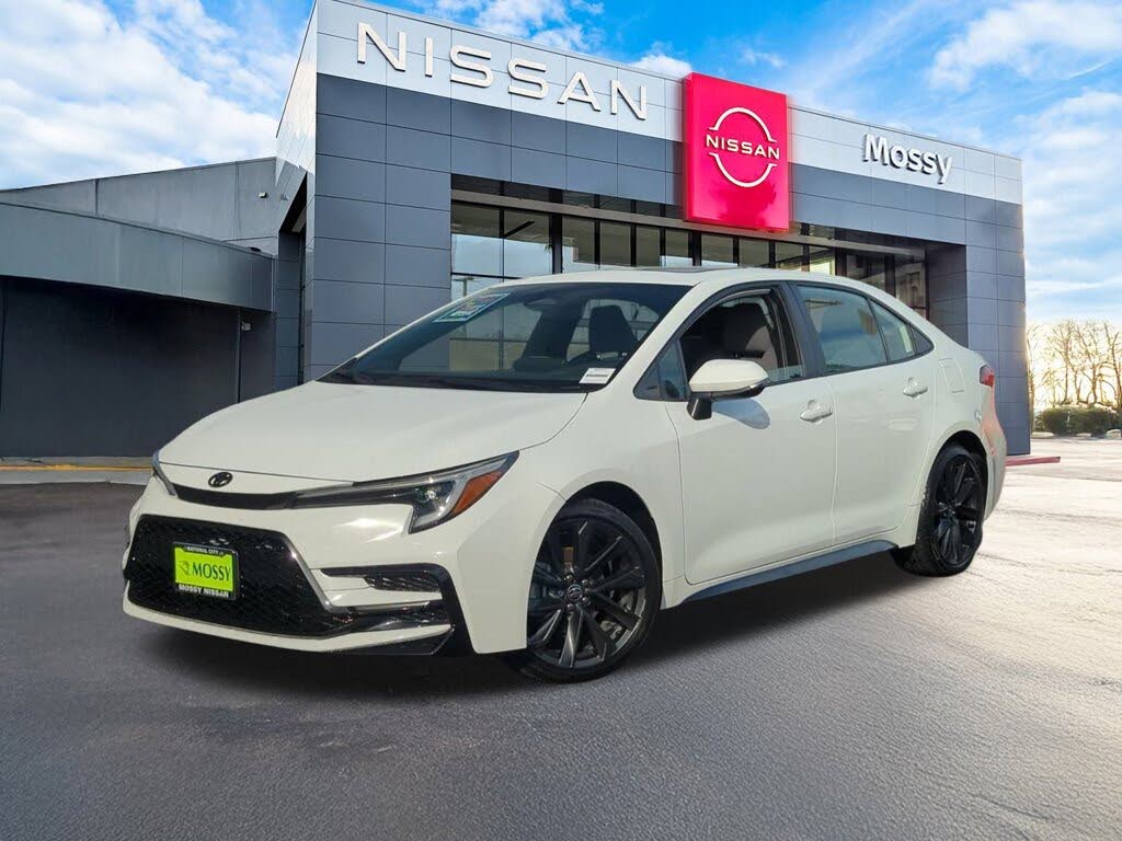 2023 Toyota Corolla SE FWD