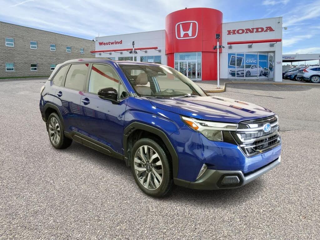2025 Subaru Forester Premier Crossover AWD