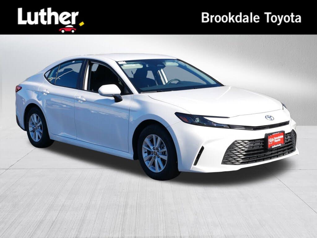 2025 Toyota Camry LE FWD