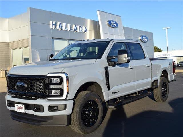 2026 Ford F-350 Super Duty Lariat Crew Cab 4WD