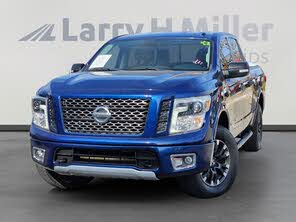 Nissan Titan PRO-4X Crew Cab 4WD