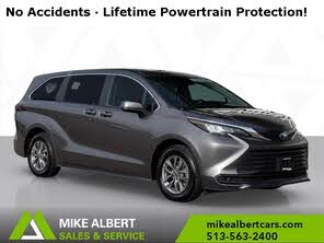 Toyota Sienna LE 8-Passenger AWD