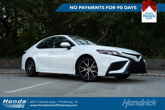 2024 Toyota Camry SE FWD