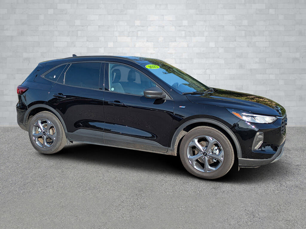 2025 Ford Escape ST-Line FWD