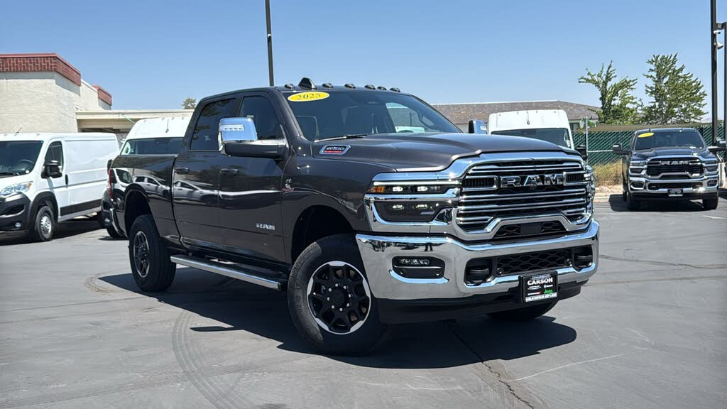 2025 RAM 2500 Laramie Crew Cab 4WD