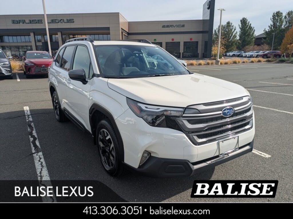 2025 Subaru Forester Premium Crossover AWD