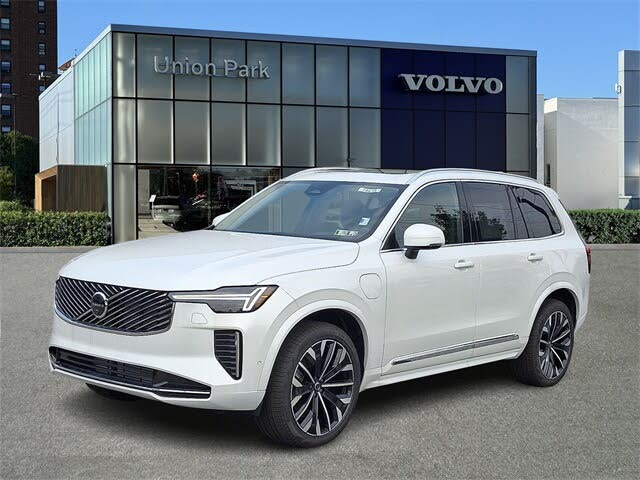 2025 Volvo XC90 Recharge T8 Ultra Bright Theme 7-Passenger eAWD