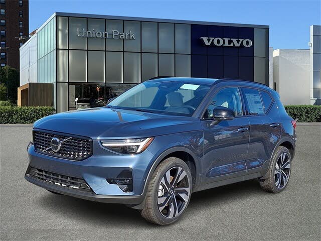 2026 Volvo XC40 B5 Ultra AWD