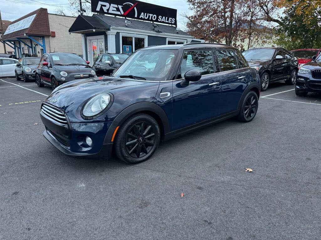 2015 MINI Cooper 4-Door Hatchback FWD