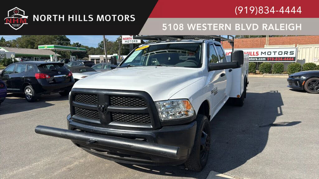 2015 RAM 3500 Chassis Tradesman Crew Cab 4WD