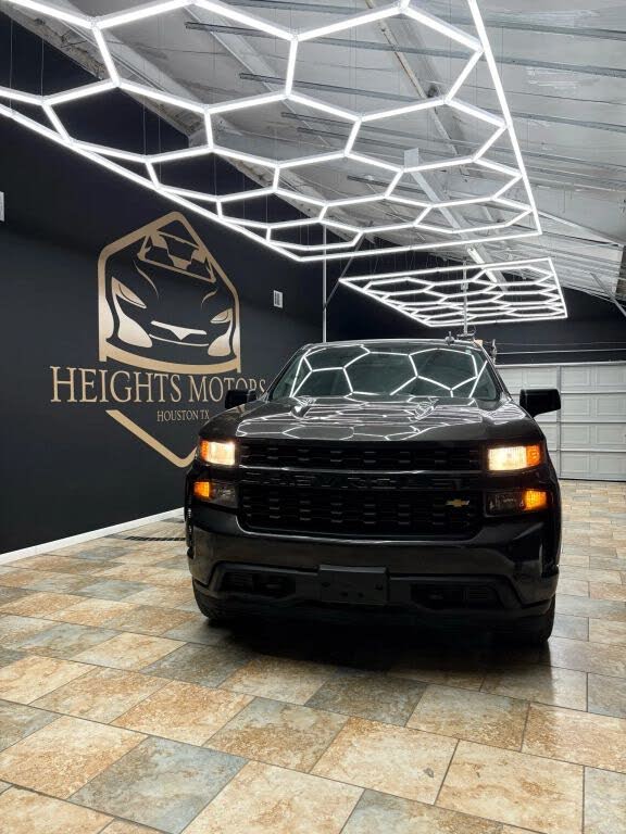 2022 Chevrolet Silverado 1500 Custom Crew Cab 4WD
