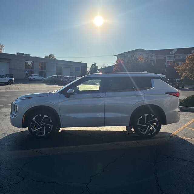2022 Mitsubishi Outlander SEL S-AWC