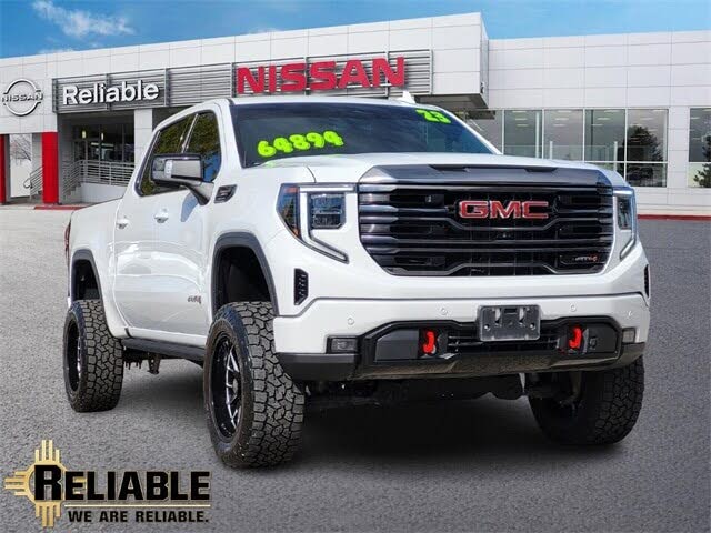 2023 GMC Sierra 1500 AT4 Crew Cab 4WD