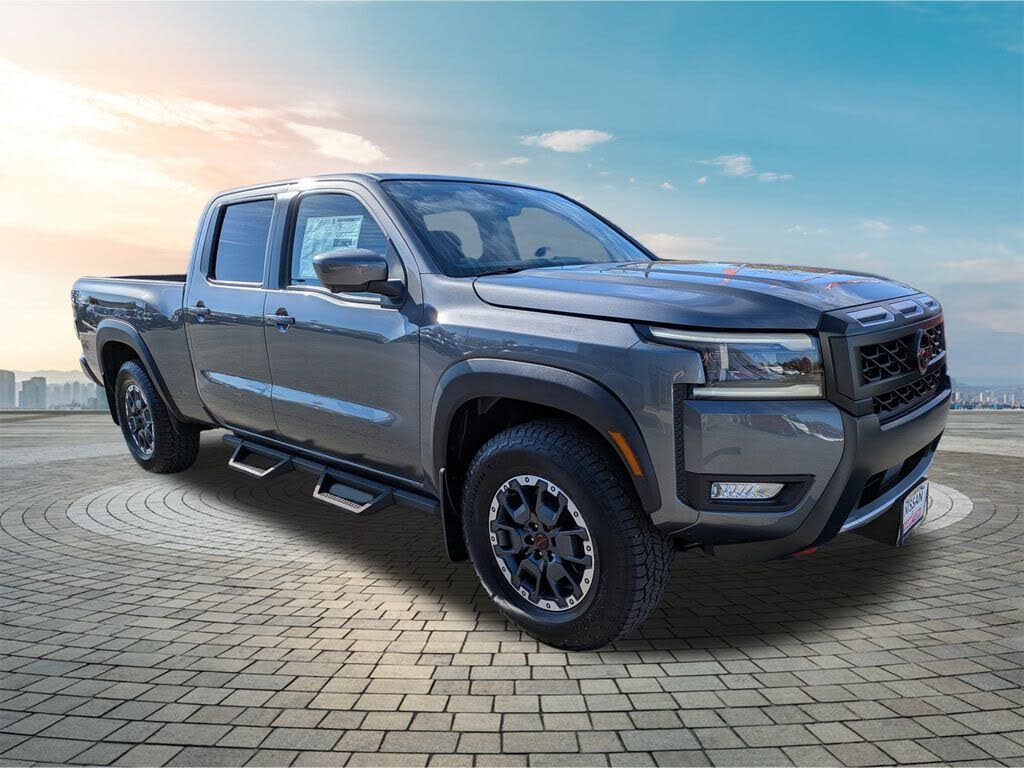 2026 Nissan Frontier PRO-4X Crew Cab LB 4WD