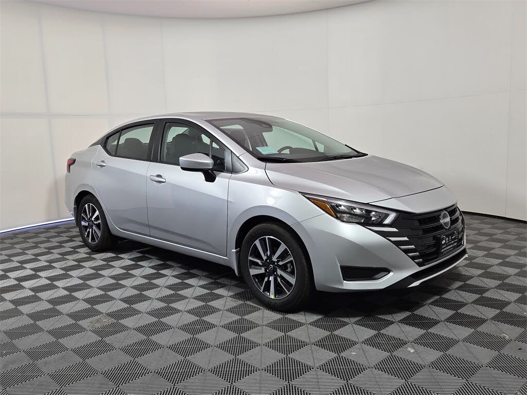 2025 Nissan Versa SV FWD