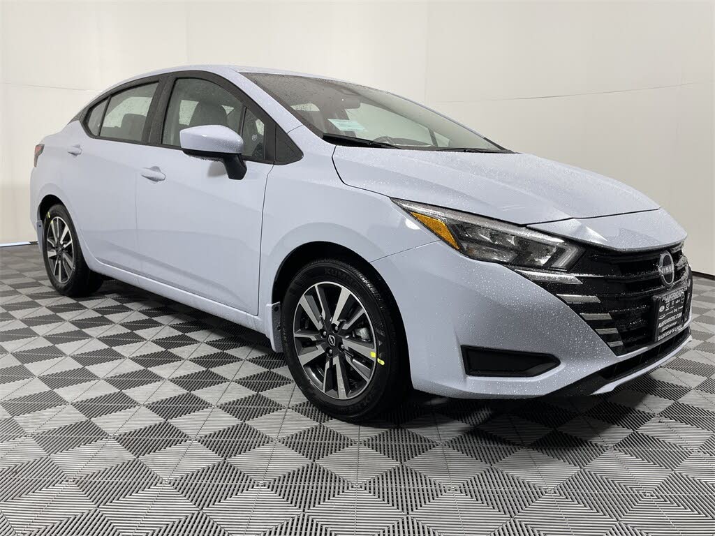 2025 Nissan Versa SV FWD