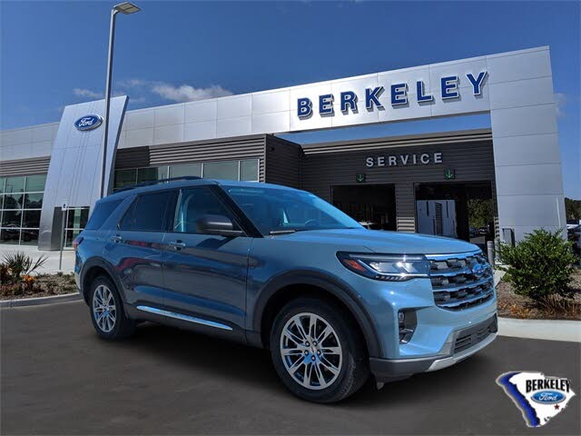 2025 Ford Explorer Active AWD